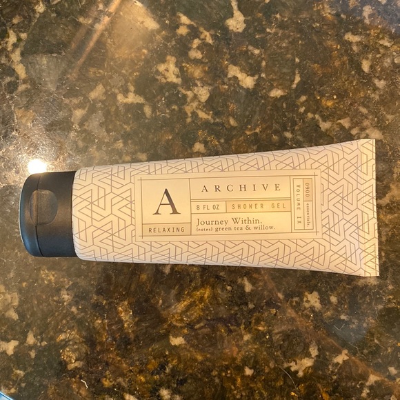 Archive shower gel.  Journey within Relaxing, 8 ounces NEW - Picture 1 of 3